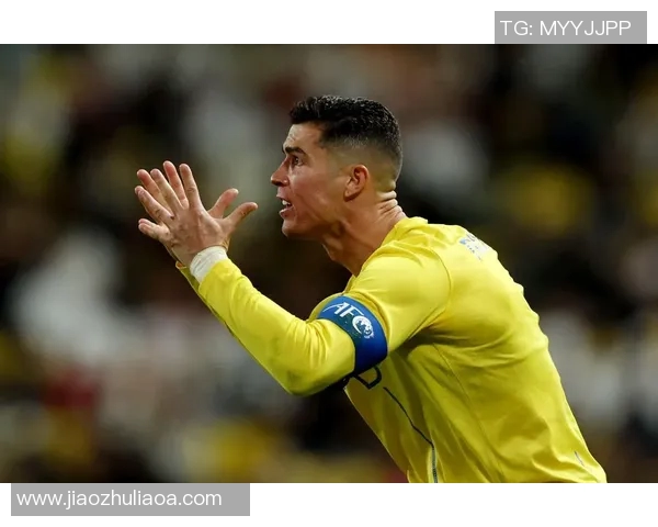 全球足球三大传奇球星盘点:梅西、C罗与贝利谁才是永恒之王 全球足球三大传奇球星盘点:梅西、C罗与贝利谁才是永恒之王