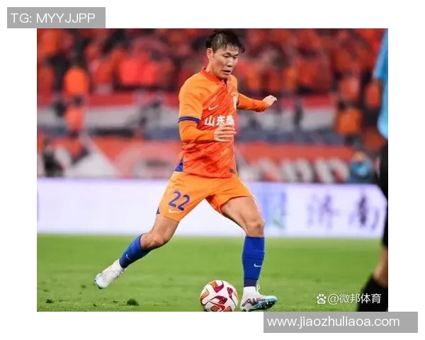 足球巨星意外重伤赛季报销引发球迷热议与球队未来担忧